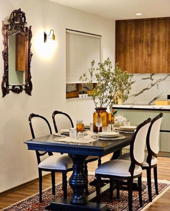 Novi'S Luxury Apartment 2 Gjirokaster Ngoại thất bức ảnh