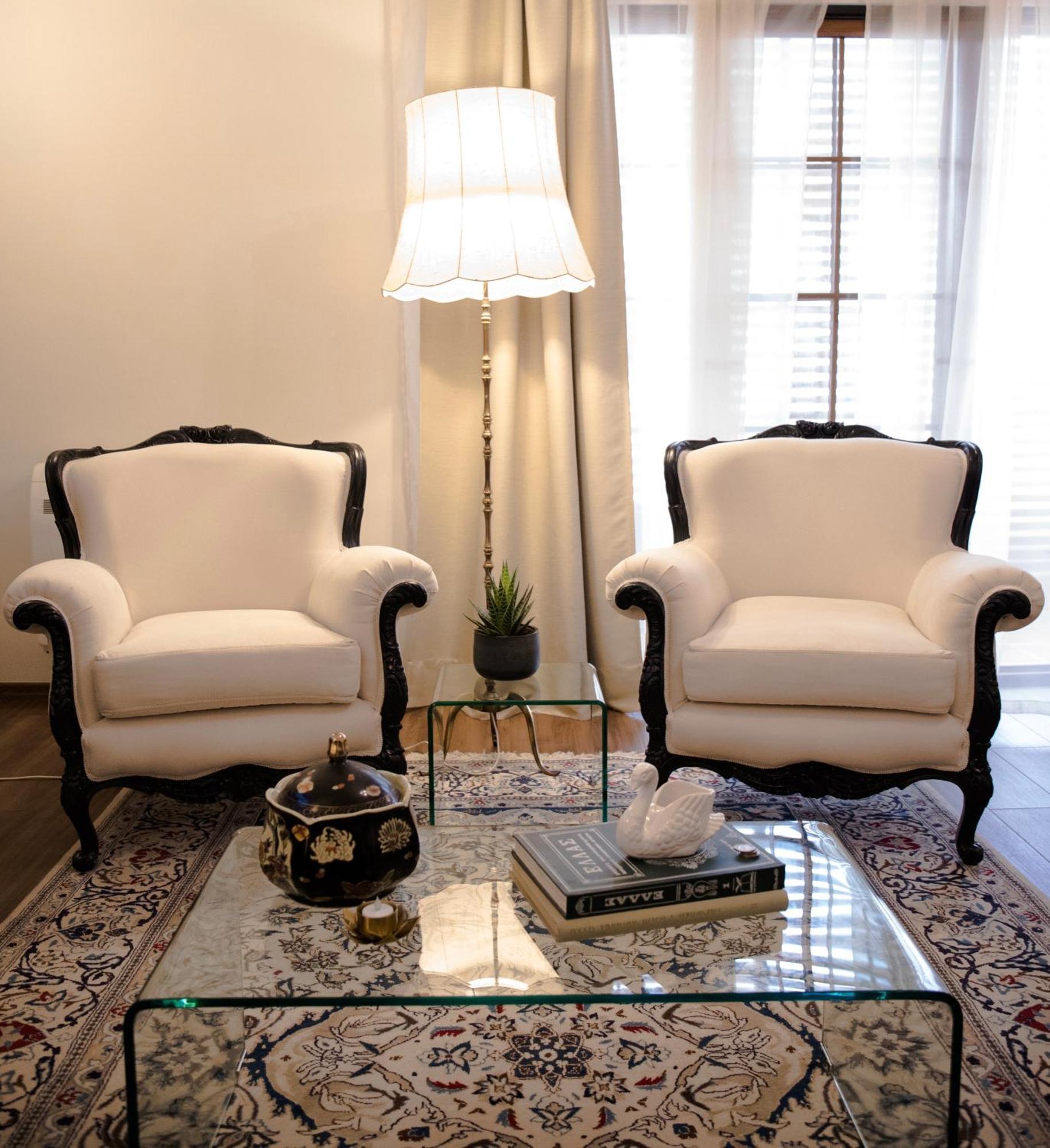 Novi'S Luxury Apartment 2 Gjirokaster Ngoại thất bức ảnh