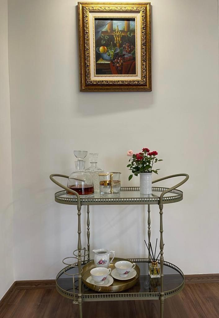 Novi'S Luxury Apartment 2 Gjirokaster Ngoại thất bức ảnh